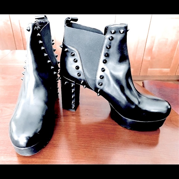 Shiny Black Italian real leather boots with platform black spikes block heels 10 - Picture 2 of 11
